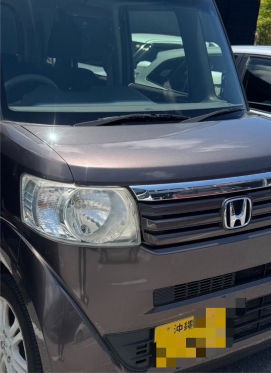 【糸満市西崎】ホンダN-BOXの鍵開け・スマートキー紛失作成。西崎運動公園の駐車場にて、イモビライザー登録を行い即日で新しい鍵を完成